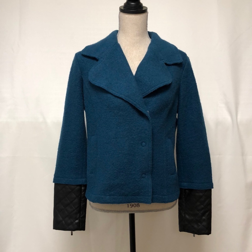 -> Katherine Barclay Blazer Jacket